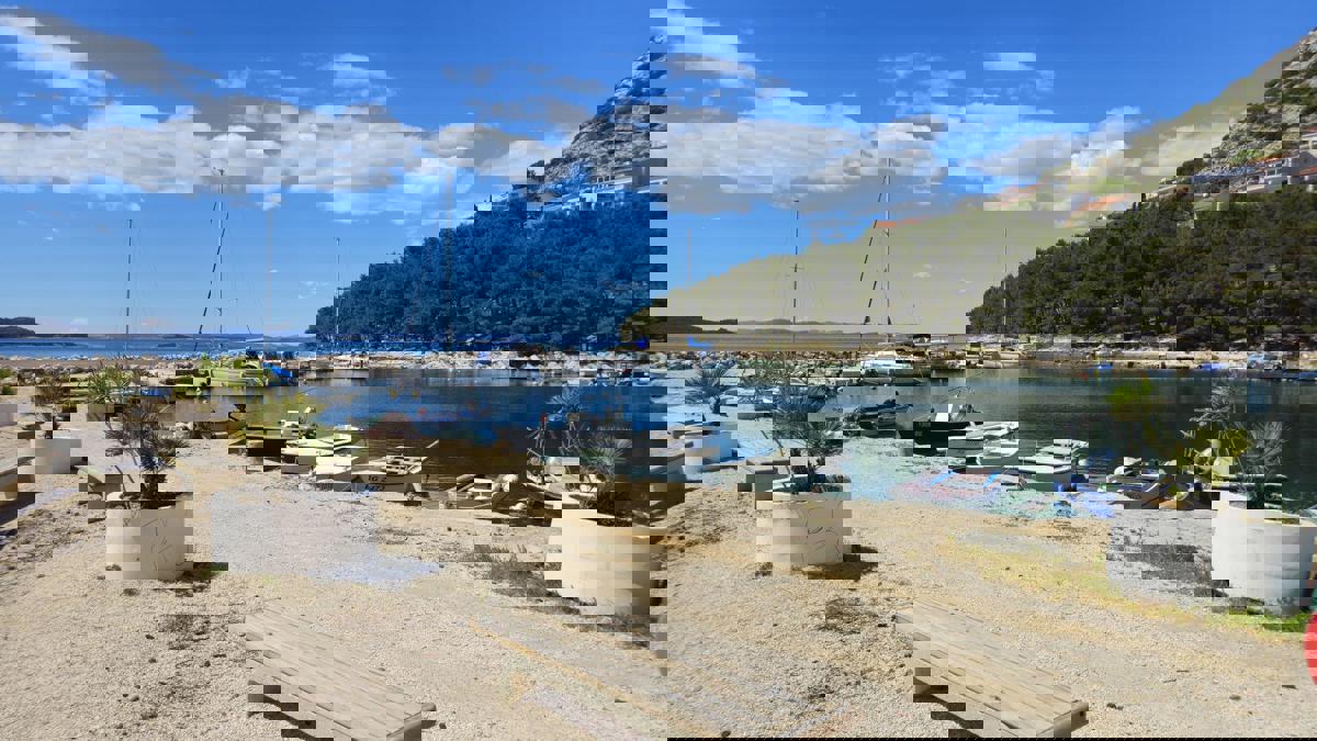 Stanovanje z razgledom na Kornatski arhipelag