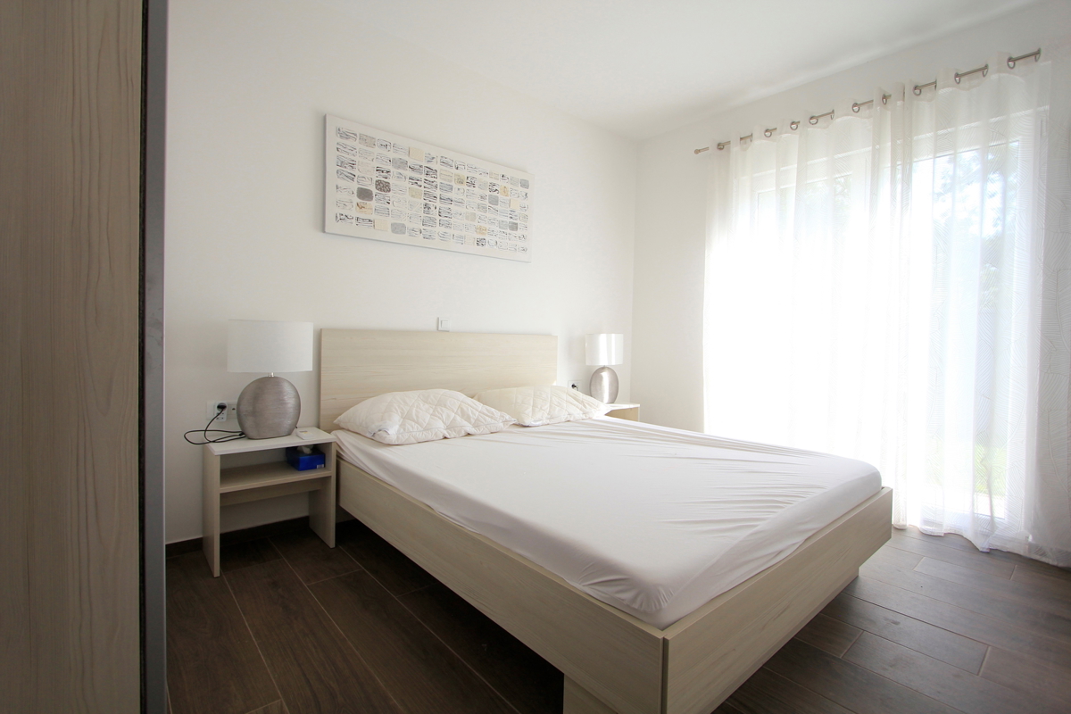 Luksuzna vila z dvema bazenoma - mir in zasebnost v neposredni bližini Zadra