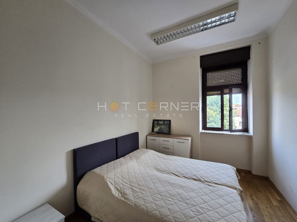 Stanovanje Centar, Pula, 54m2