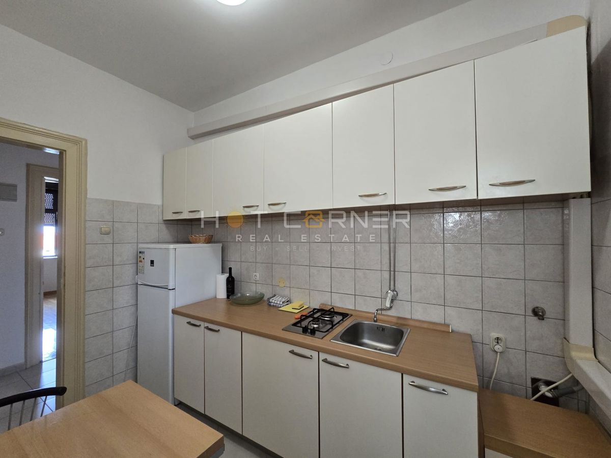 Stanovanje Centar, Pula, 54m2