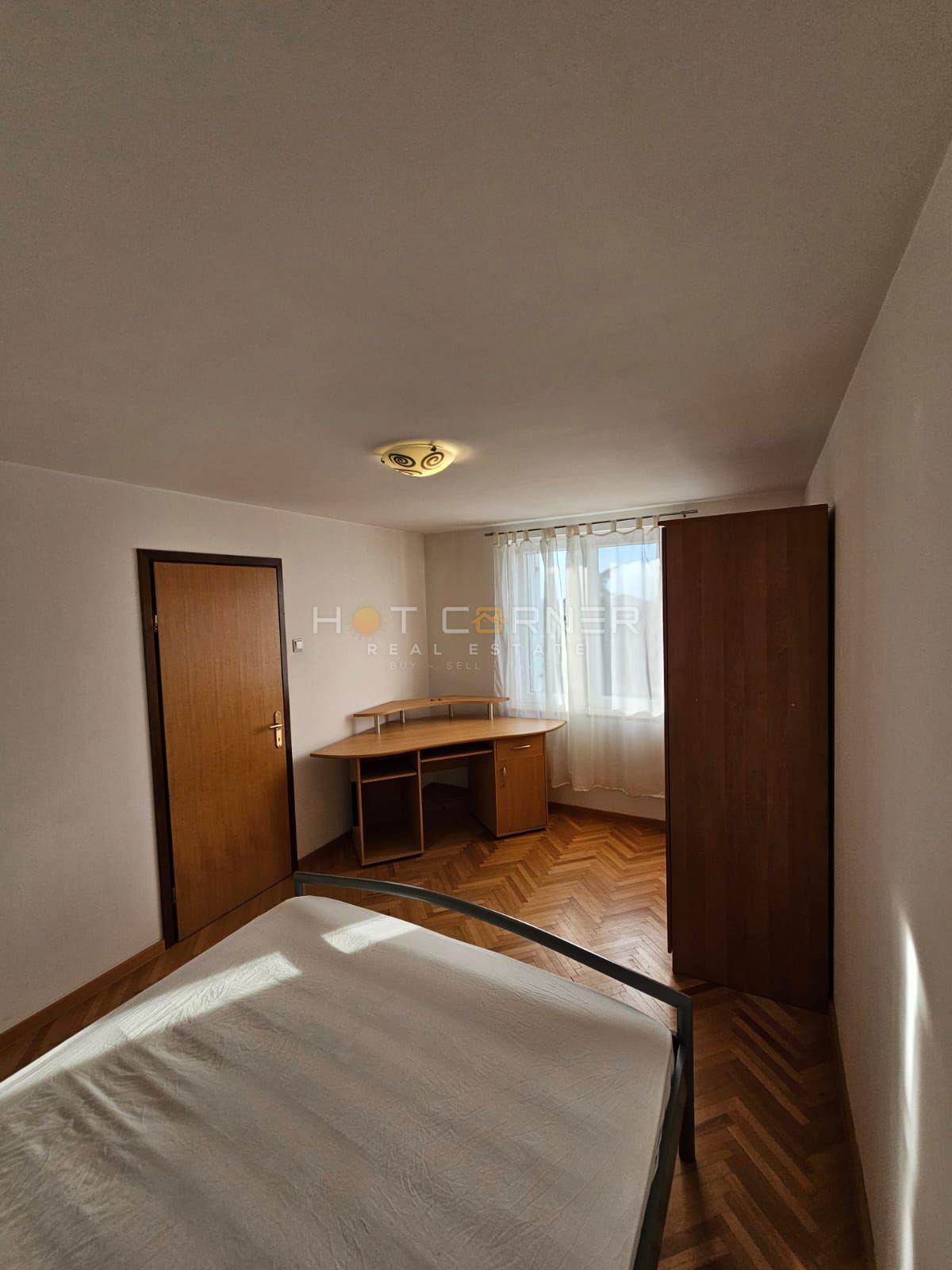 Stanovanje na Kaštanjerju, Pulj – 49,5 m² + terasa, garaža in parkirišče