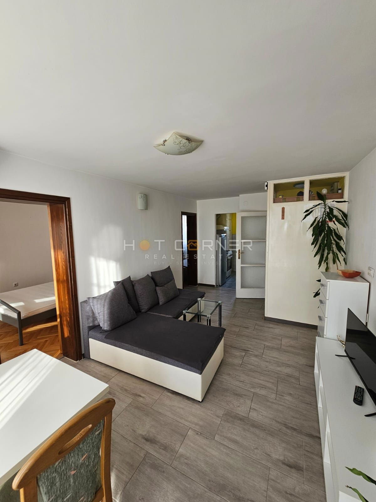 Stanovanje na Kaštanjerju, Pulj – 49,5 m² + terasa, garaža in parkirišče