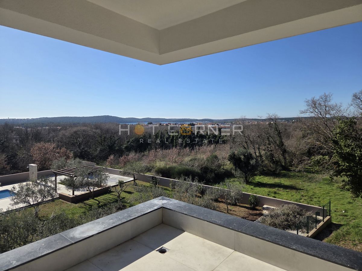 Stan na prvem nadstropju v ekskluzivni rezidenci – Medulin