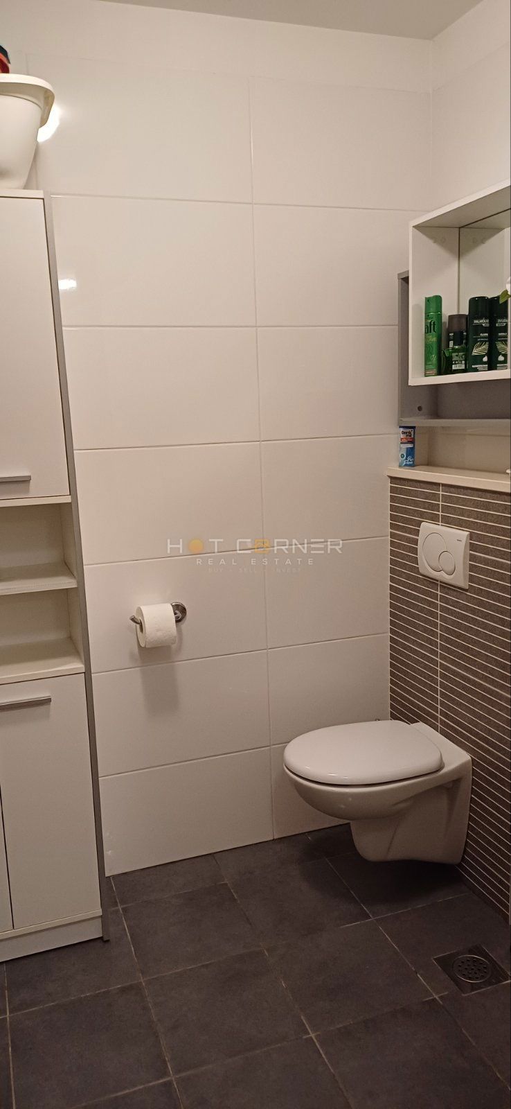 Štinjan, čudovito stanovanje, 2 spalnici, terasa, blizu plaže, UPORABNA