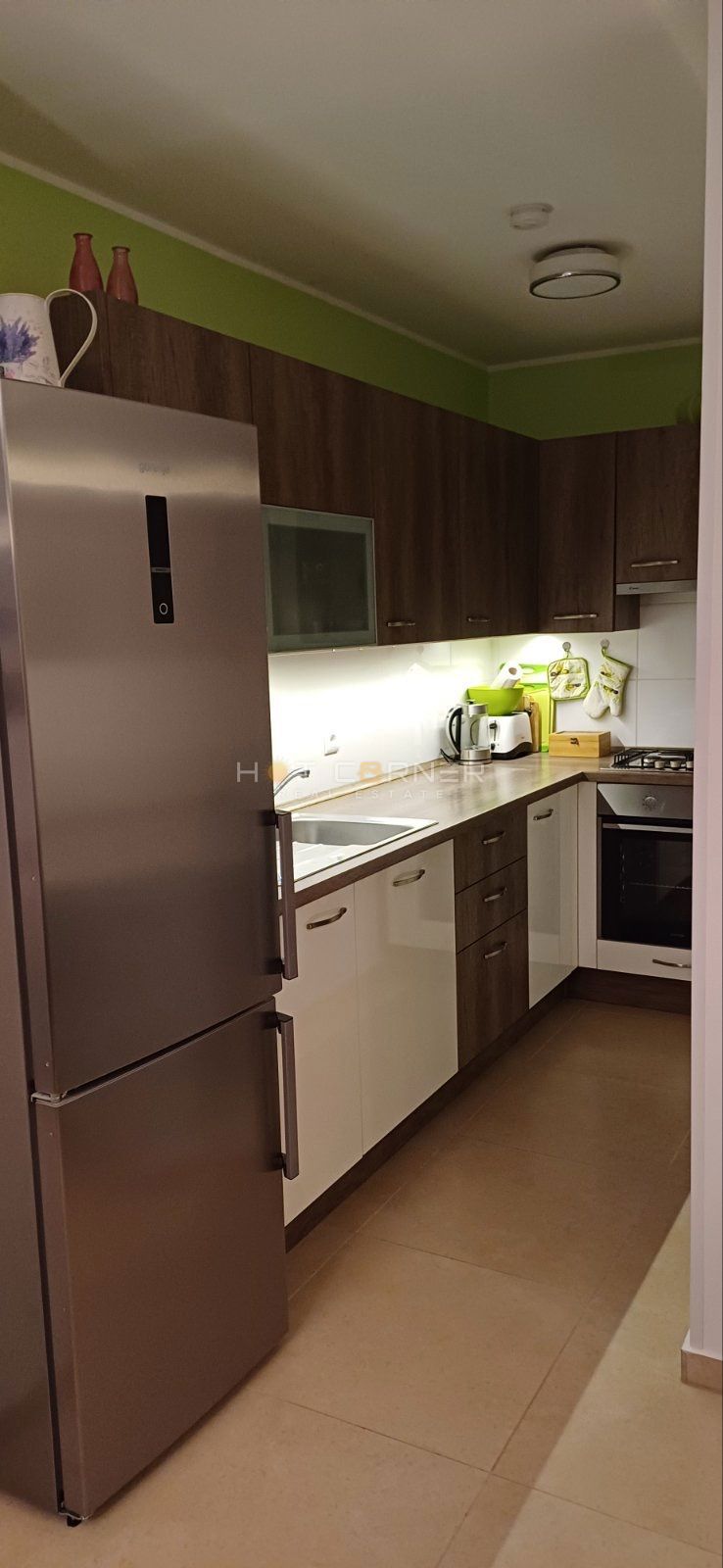 Štinjan, čudovito stanovanje, 2 spalnici, terasa, blizu plaže, UPORABNA