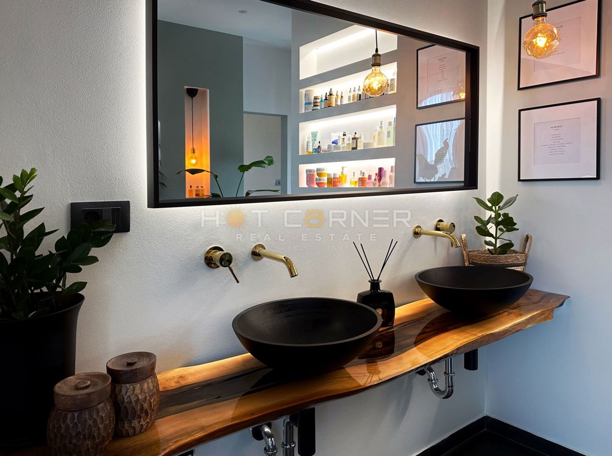 Edinstvena vila v slogu Balija v Istri