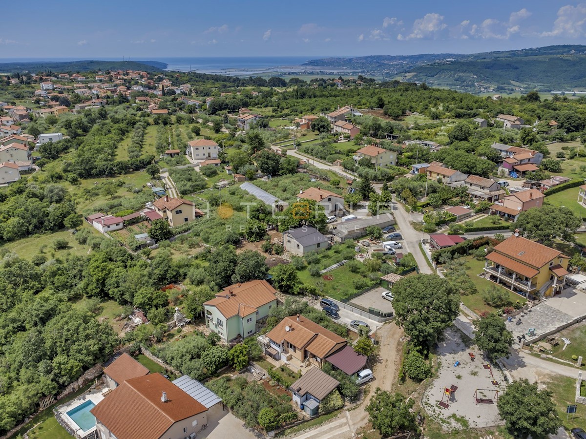 Kaštel, hiša z razgledom, 138 m2