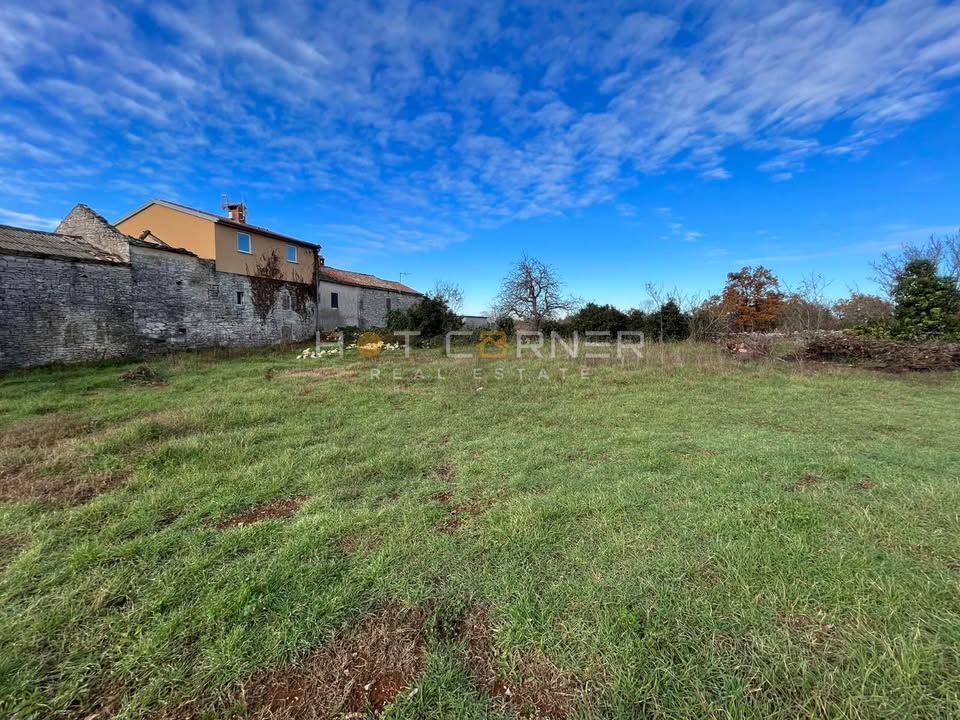 Gradbeno zemljišče Juršići, Svetvinčenat, 839m2
