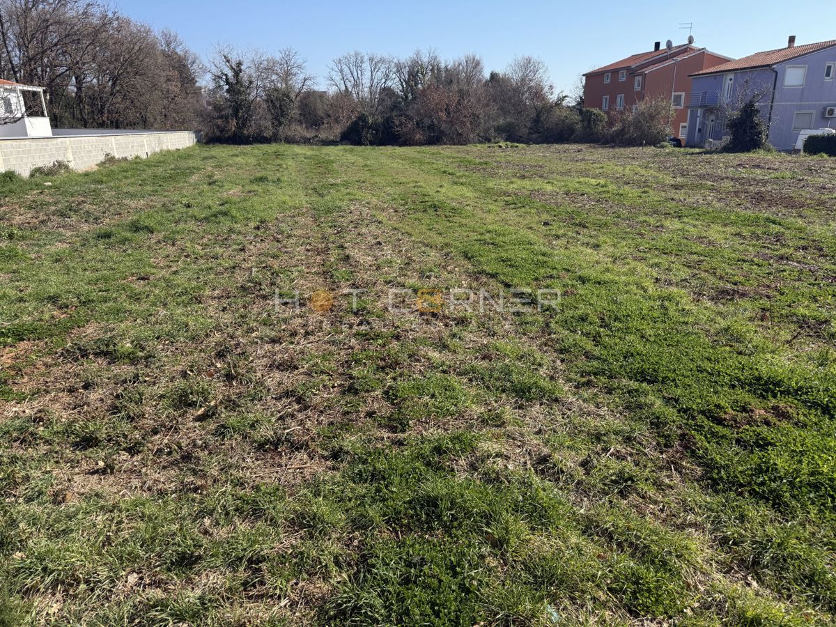 Gradbeno zemljišče Ližnjan, 538m2