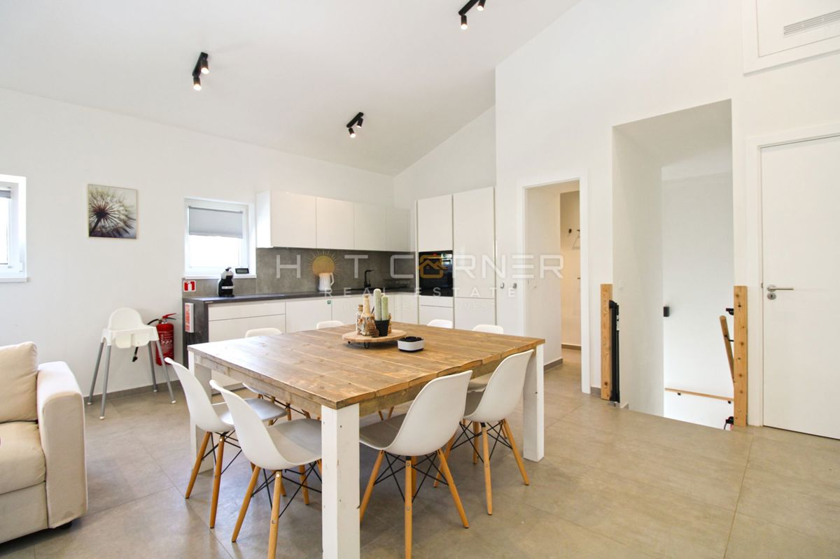 Stanovanje Premantura, Medulin, 105m2