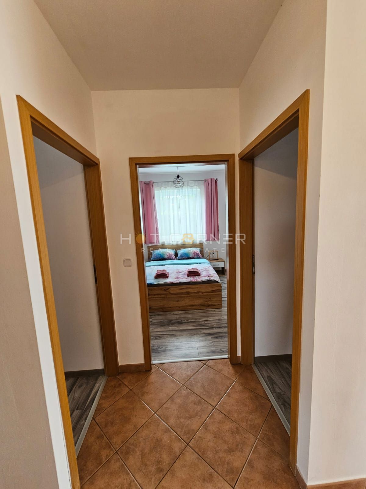 Top hiša s bazenom v okolici Poreča