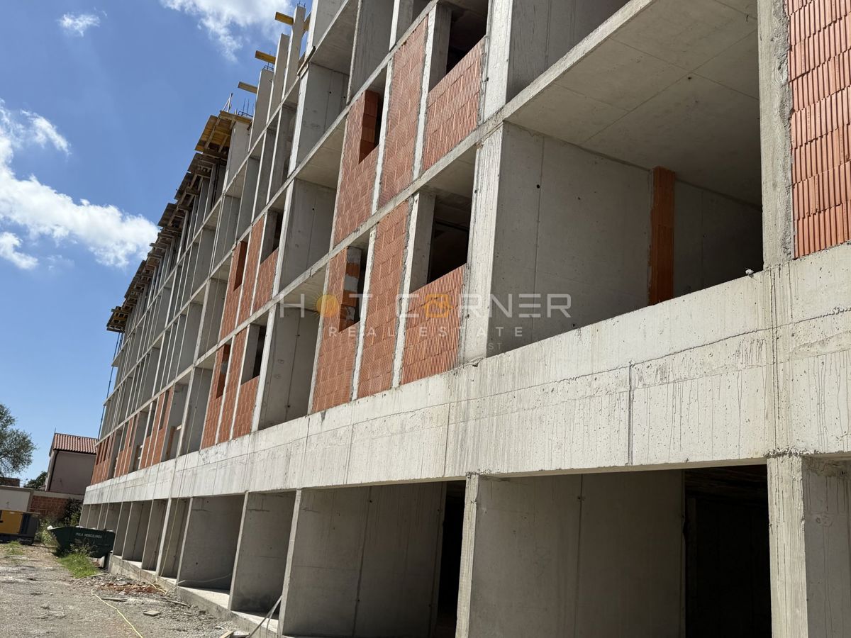 Pulj, elitna nova stavba, dvigalo, penthouse, panoramski razgled na mesto
