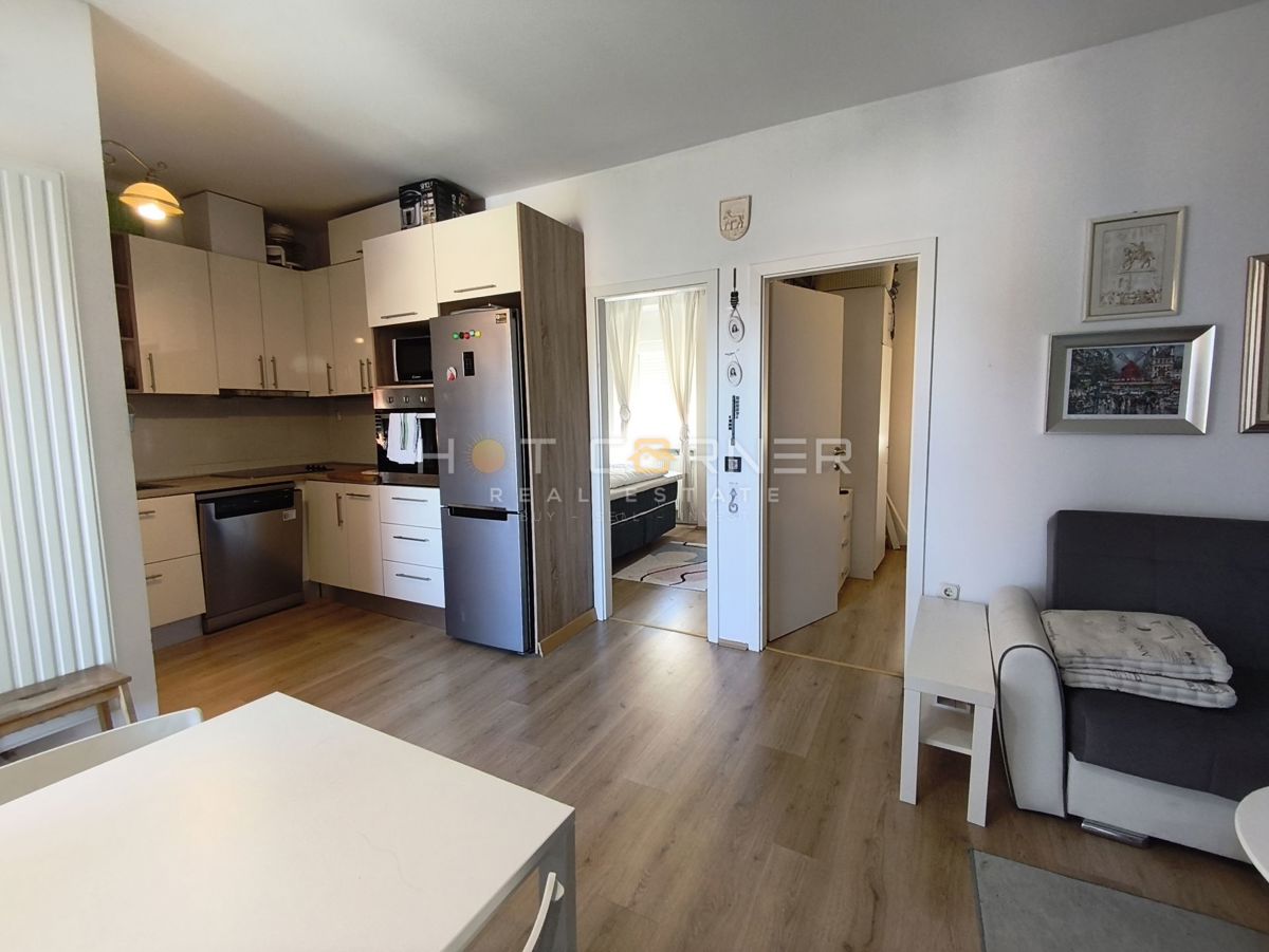 Stanovanje Monvidal, Pula, 53m2