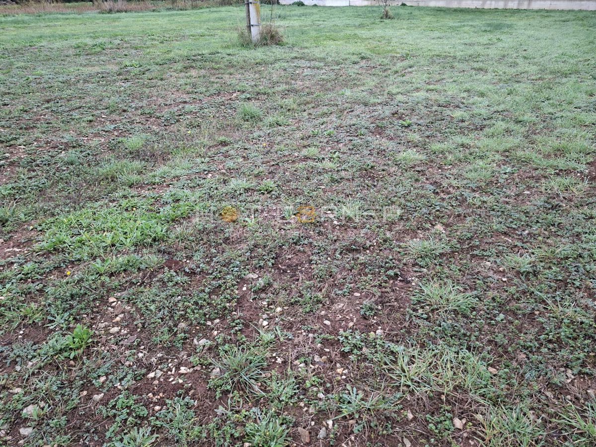 Gradbeno zemljišče Galižana, Vodnjan, 870m2