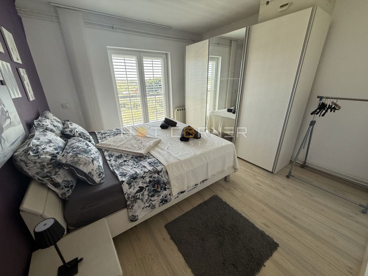 Pula, Busoler – vrhunsko urejeno stanovanje s 3 spalnicami in vrtom