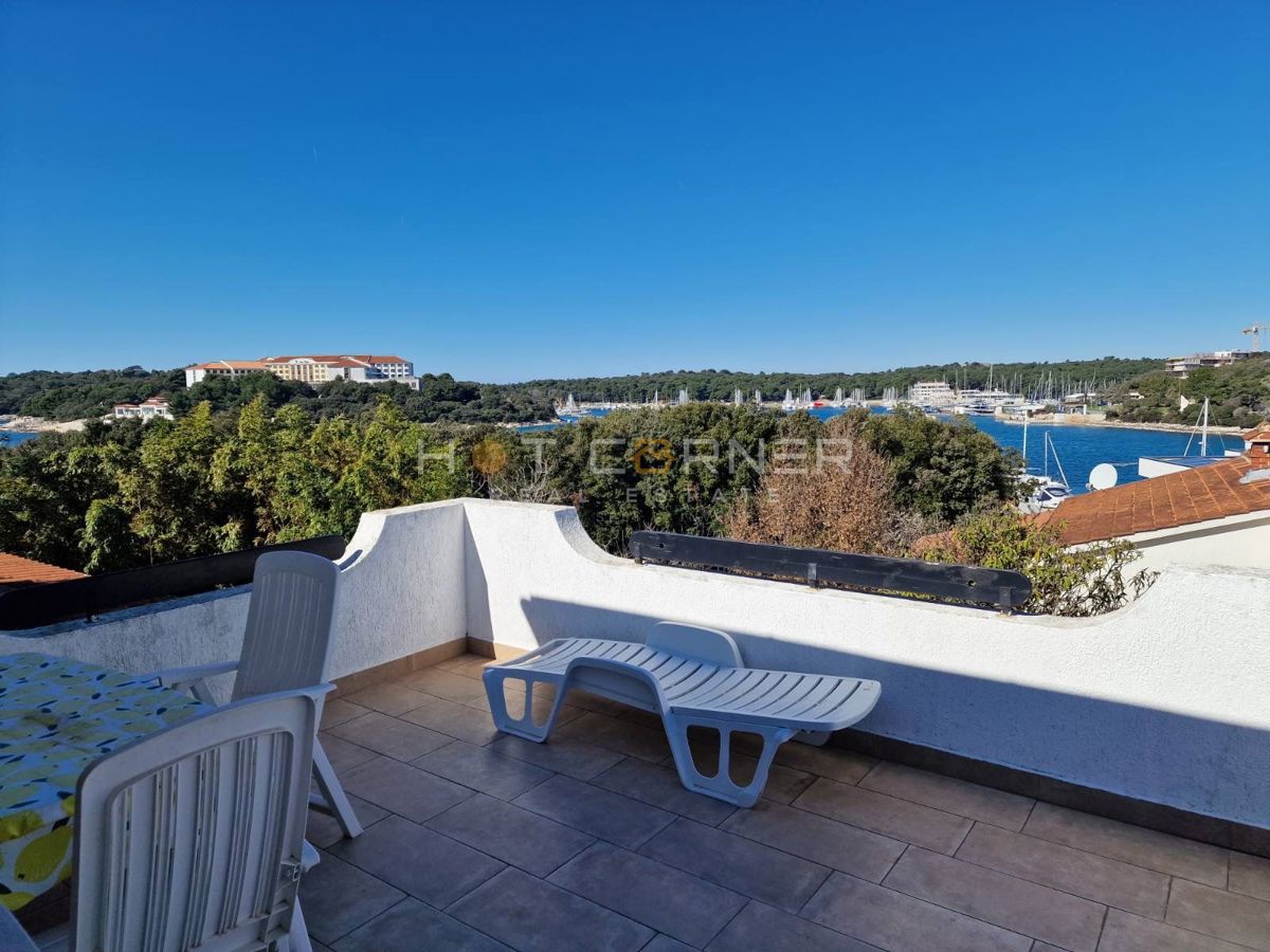 Hiša z razgledom na morje, Pješčana uvala, odlična priložnost!