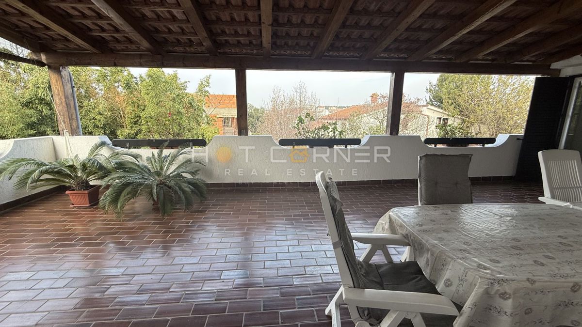 Hiša z razgledom na morje, Pješčana uvala, odlična priložnost!