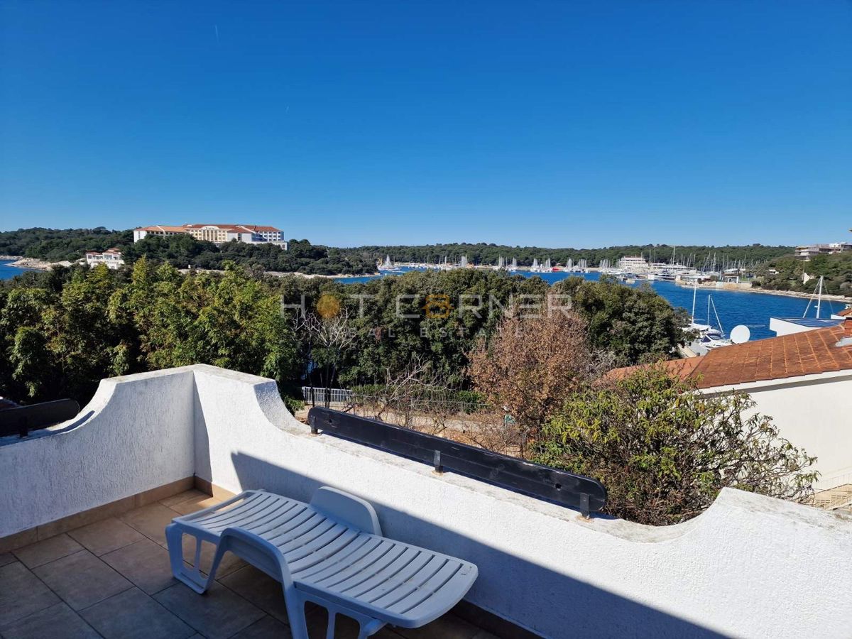 Hiša z razgledom na morje, Pješčana uvala, odlična priložnost!