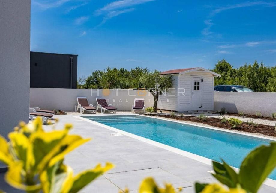 Hiša Svetvinčenat, 139,90m2