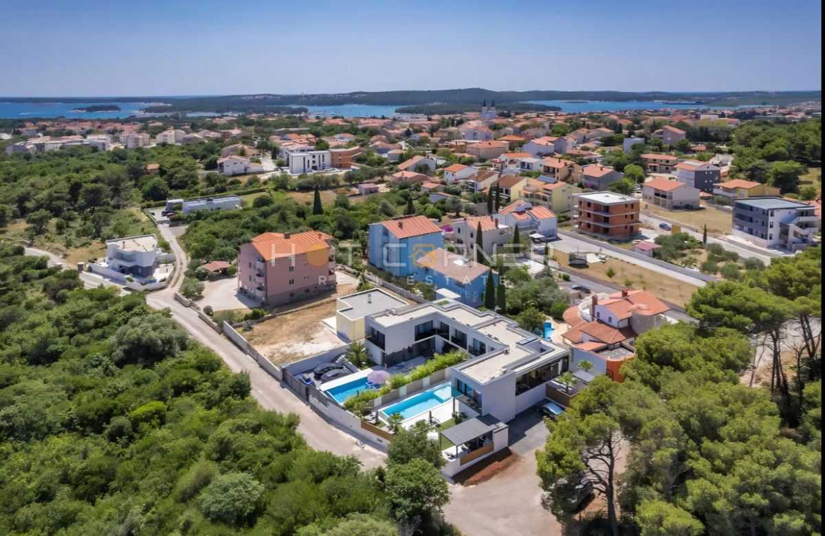 Hiša Medulin, 220m2