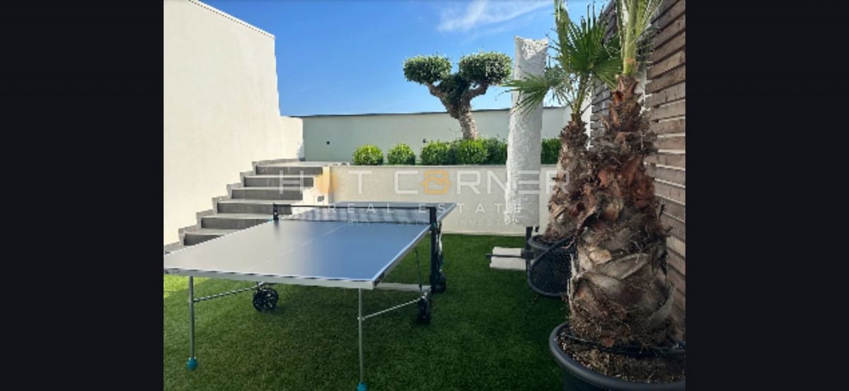 Hiša Medulin, 220m2