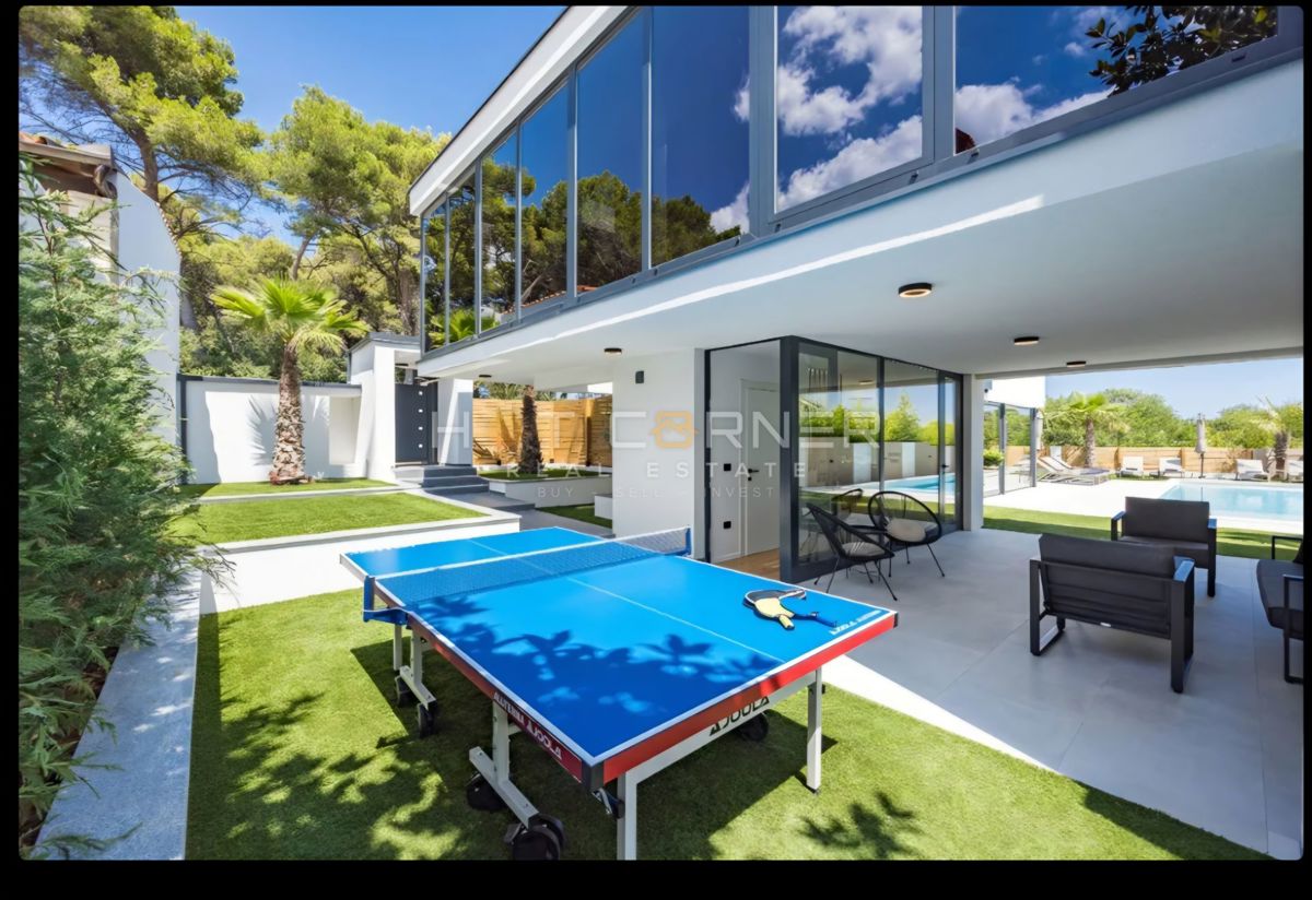 Hiša Medulin, 220m2