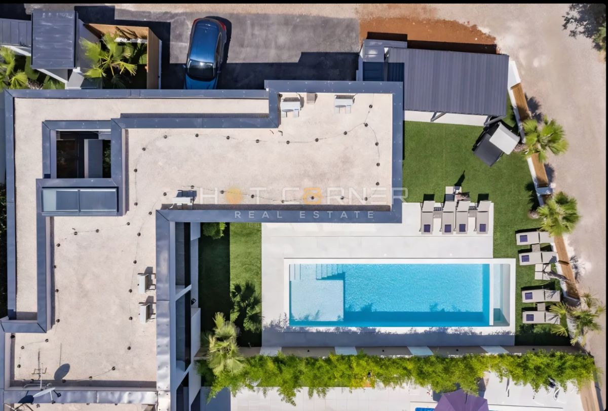 Hiša Medulin, 220m2