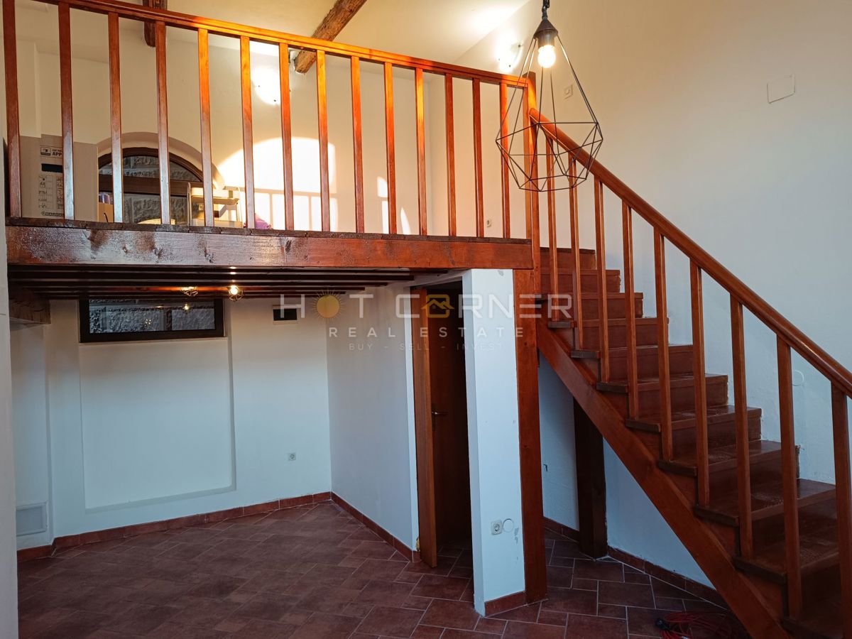 Avtentična italijanska vila s karakterjem - center Pule