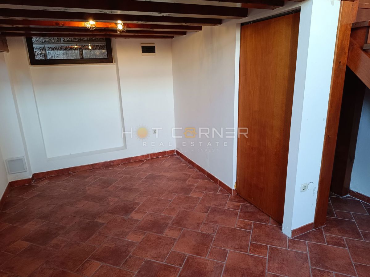 Avtentična italijanska vila s karakterjem - center Pule