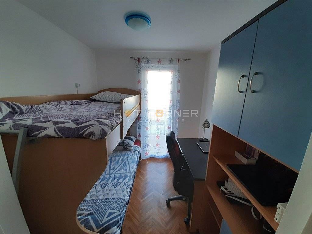 Stanovanje Centar, Pula, 72m2