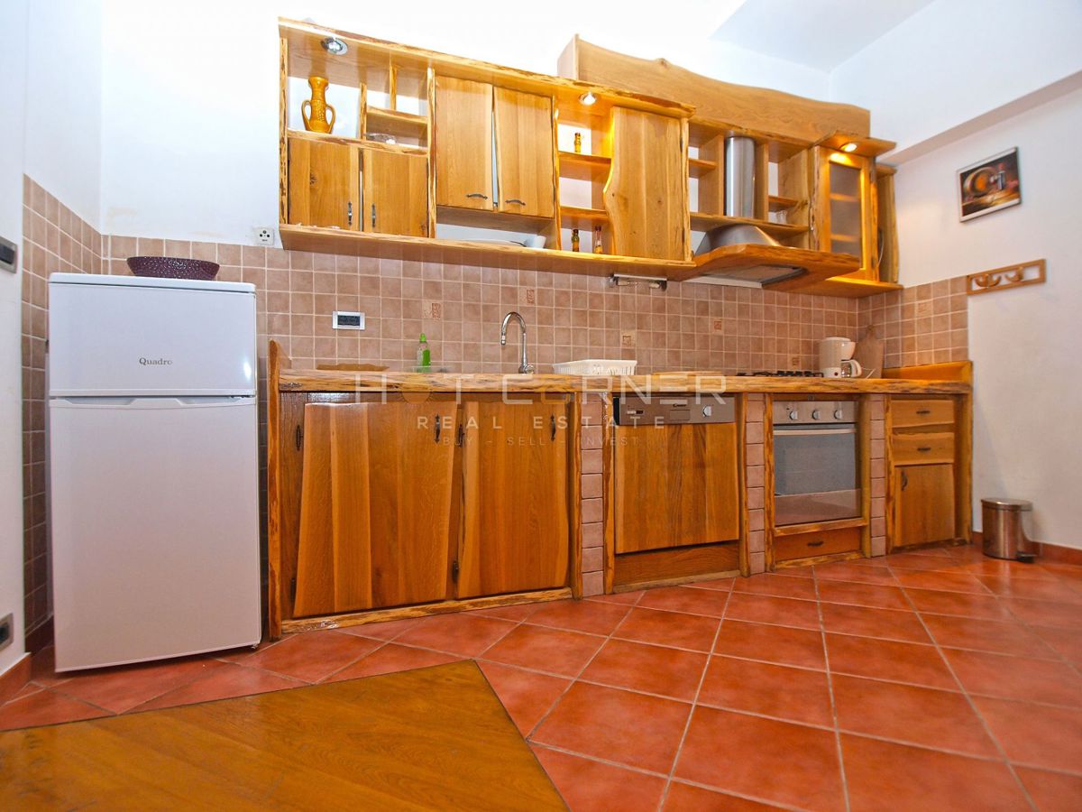 Stanovanje Monte Zaro, Pula, 80m2