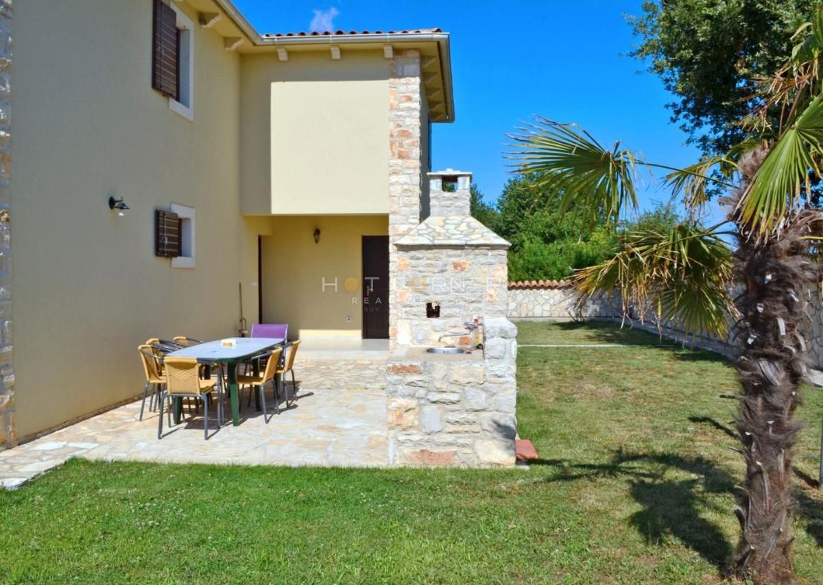 Hiša Medulin, 230m2