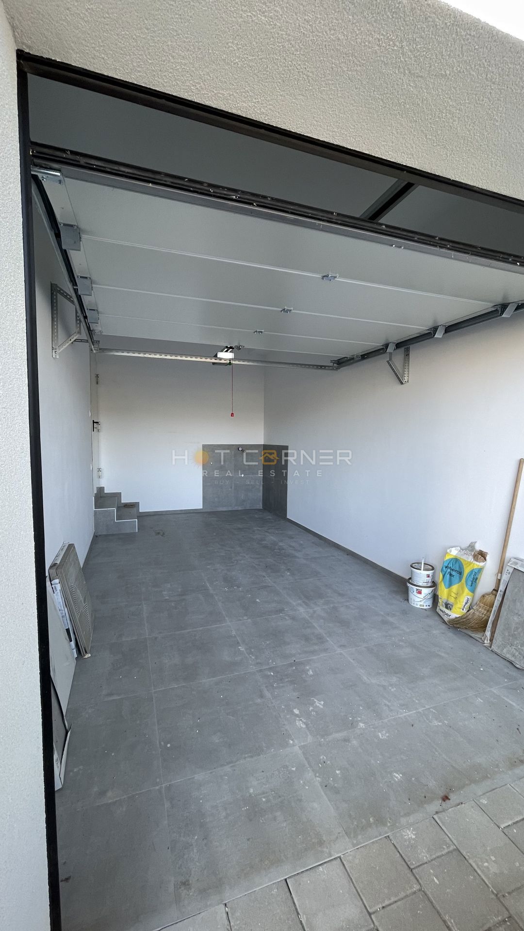 Valdebek, nov stan z garažo, dovoljenje za uporabo, 122 m2.
