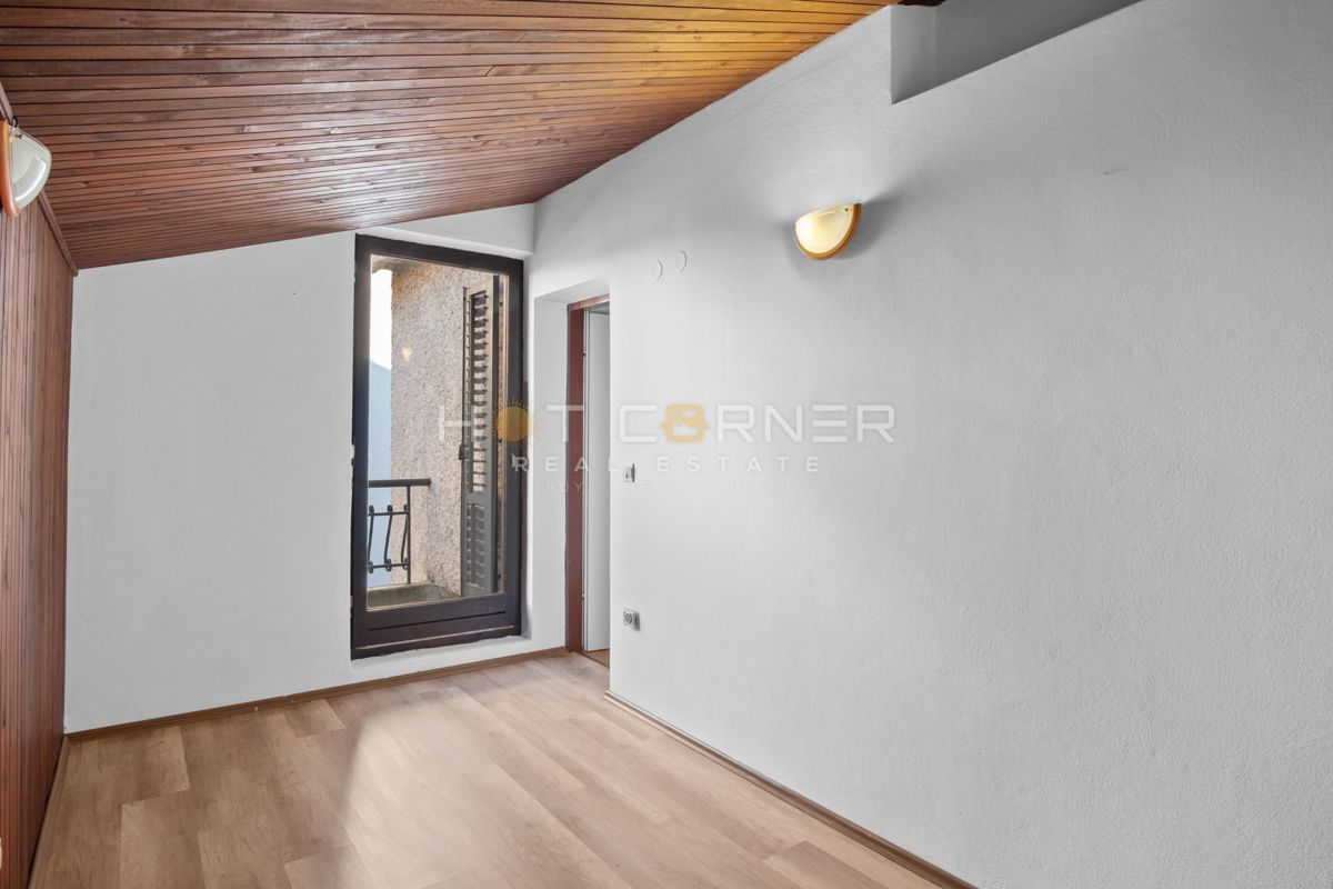 Hiša Pješčana Uvala, Medulin, 300m2