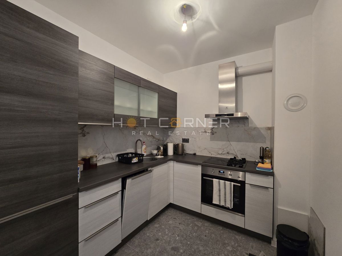 Stanovanje Centar, Pula, 60m2