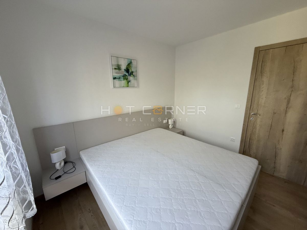 Medulin, penthouse, 1. vrsta ob morju, odprt pogled na morje