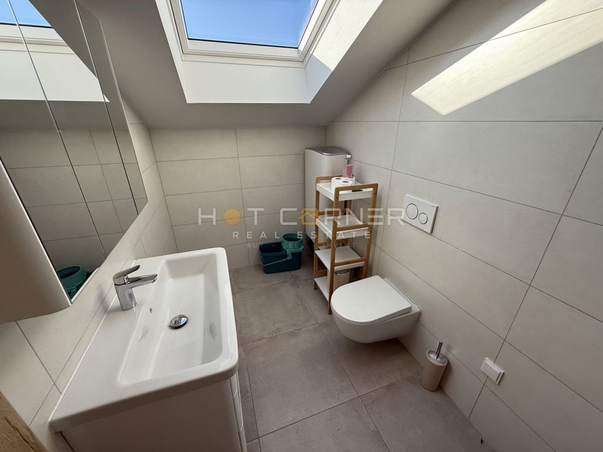 Medulin, penthouse, 1. vrsta ob morju, odprt pogled na morje