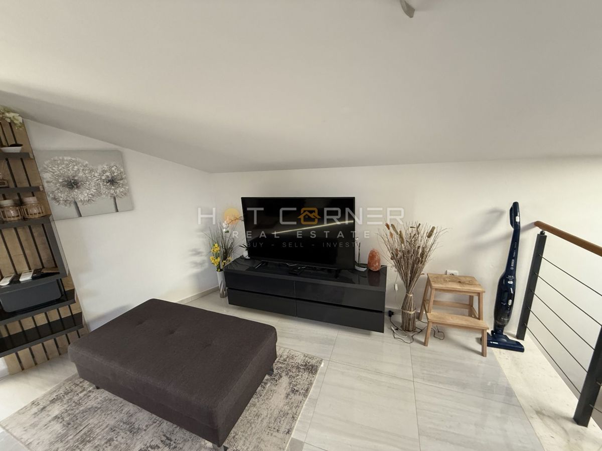 Medulin, penthouse, 1. vrsta ob morju, odprt pogled na morje