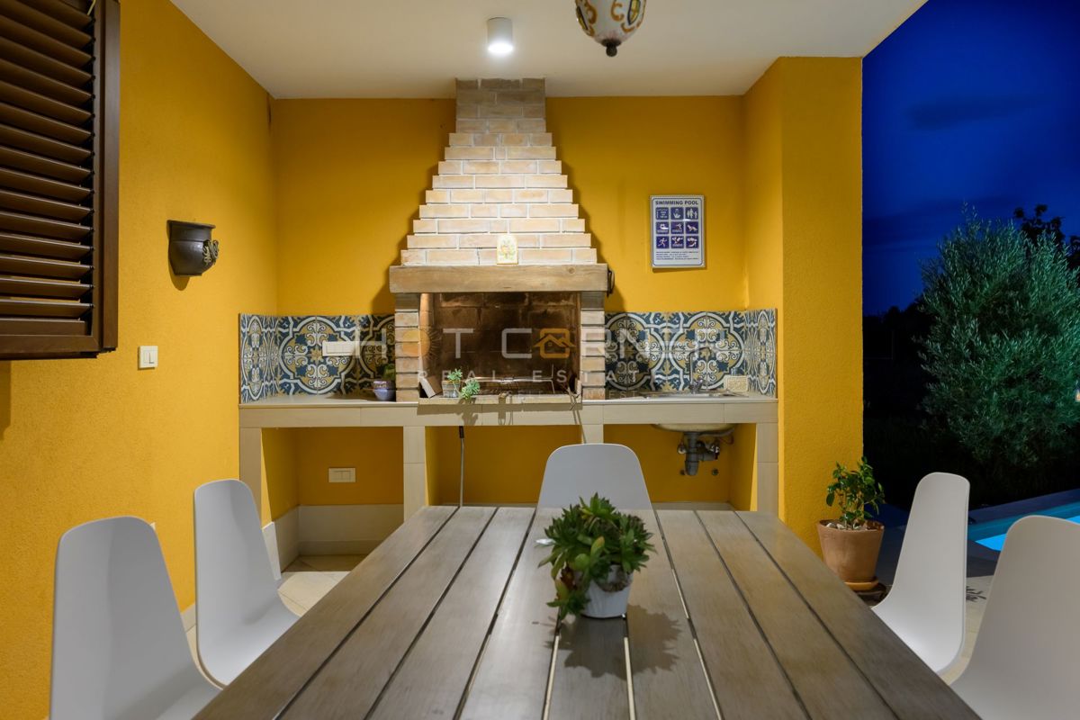 Čudovita vila v mirnem okolju