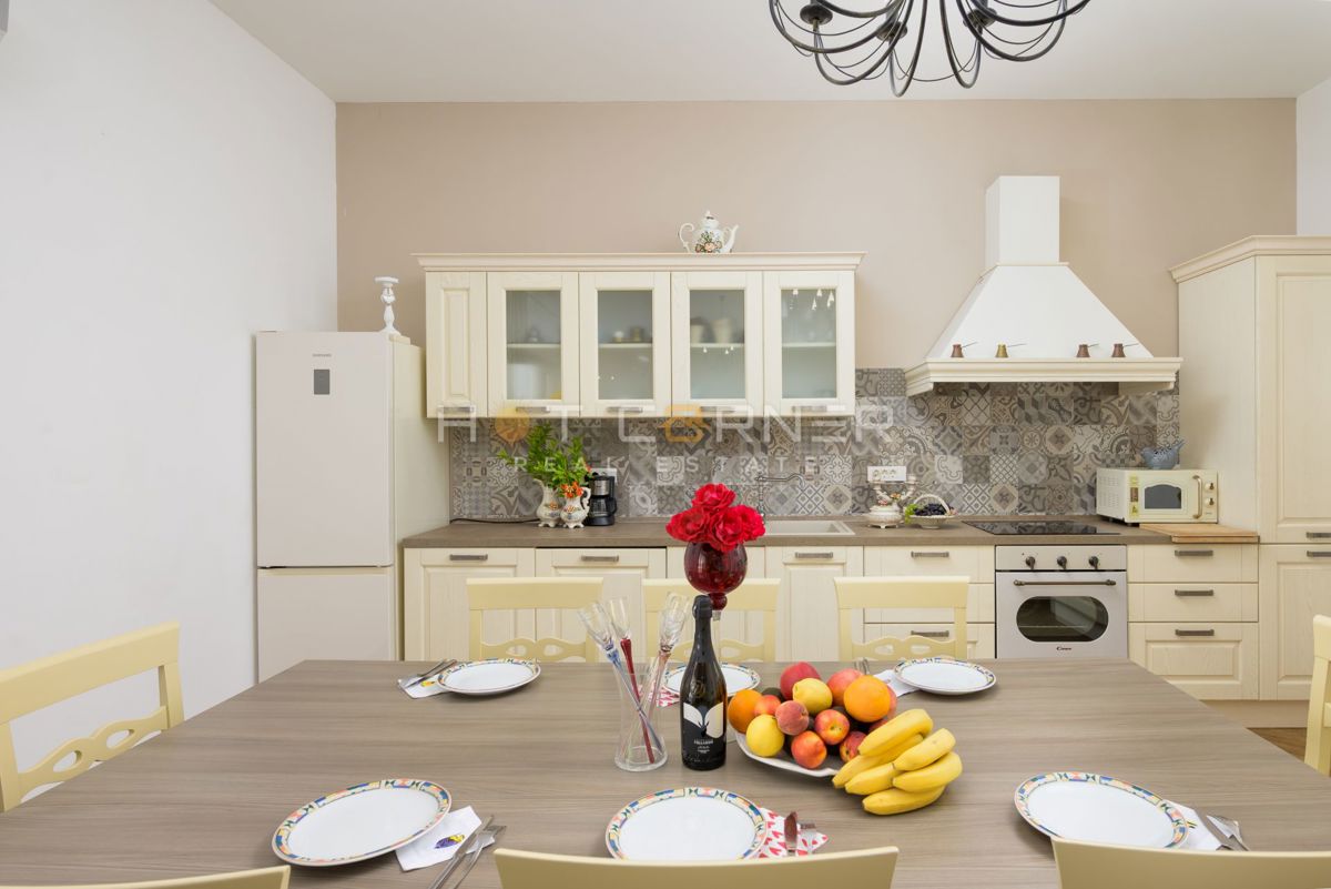 Čudovita vila v mirnem okolju