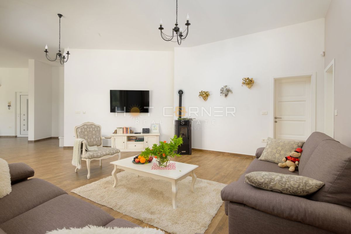 Čudovita vila v mirnem okolju