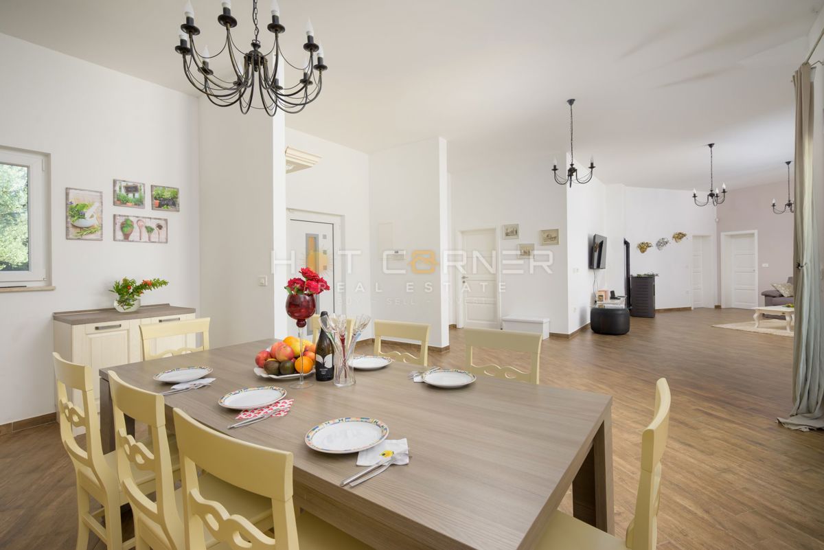 Čudovita vila v mirnem okolju