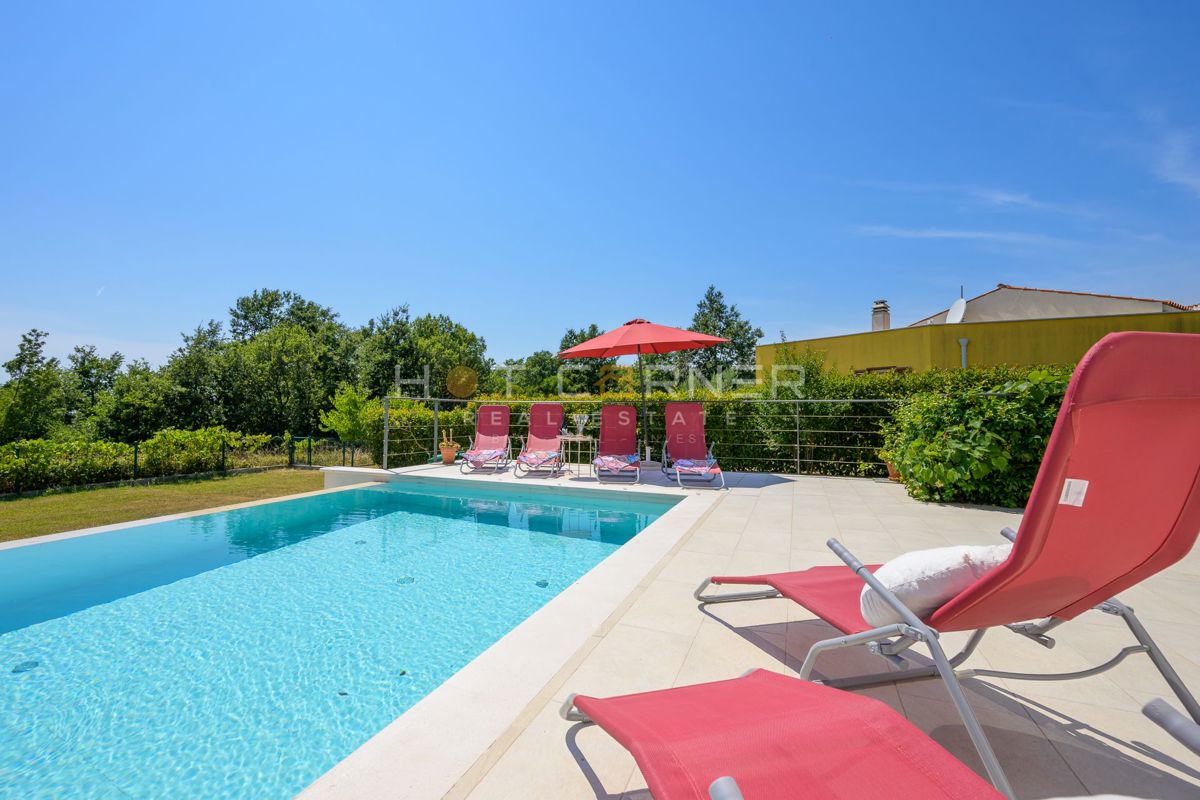 Čudovita vila v mirnem okolju