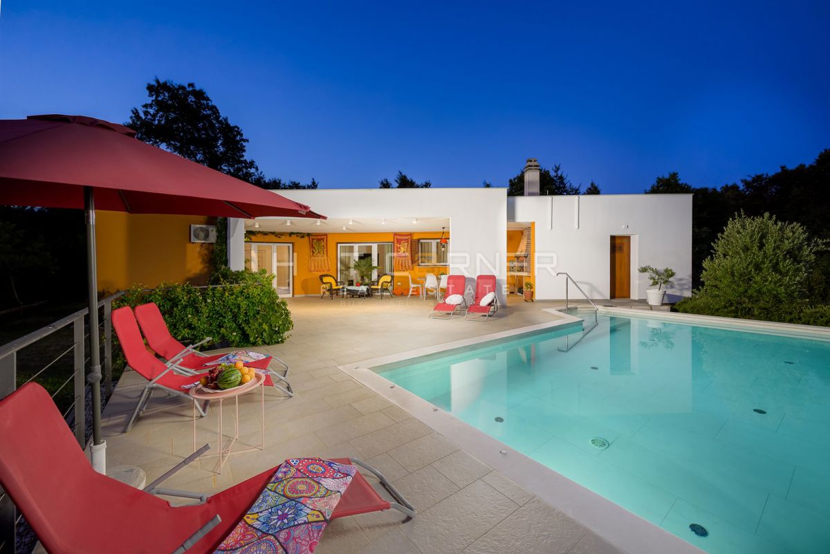 Čudovita vila v mirnem okolju