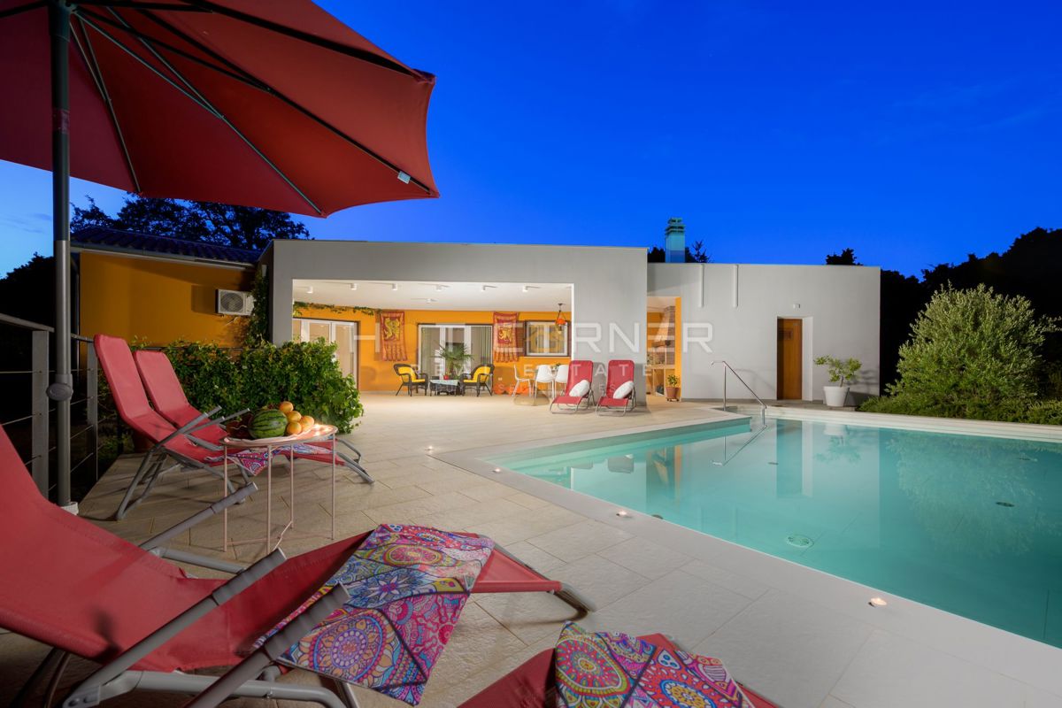 Čudovita vila v mirnem okolju