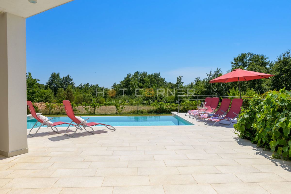 Čudovita vila v mirnem okolju