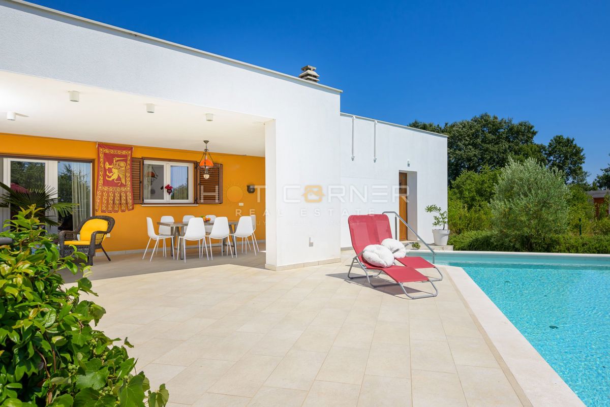 Čudovita vila v mirnem okolju