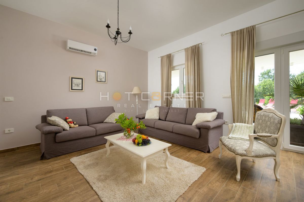 Čudovita vila v mirnem okolju