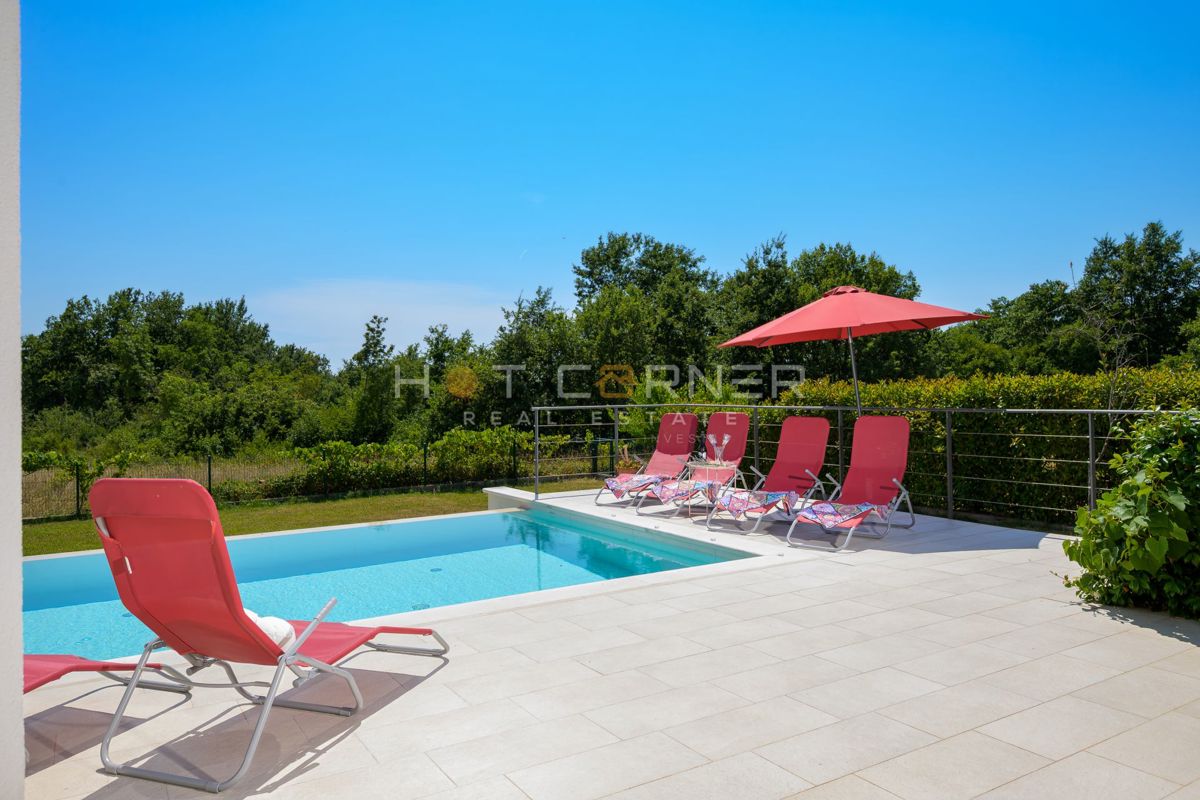 Čudovita vila v mirnem okolju