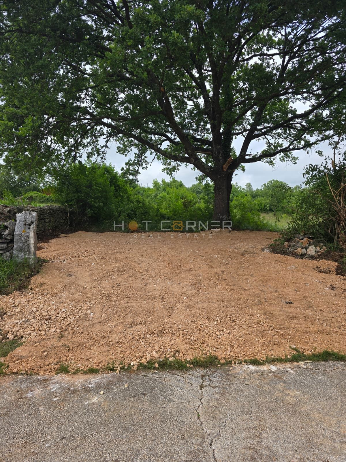 Zemljišče Fažana, 2.400m2